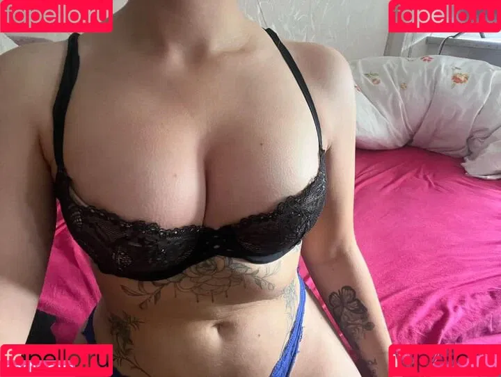 Celina Mxv Onlyfans Photo Gallery 