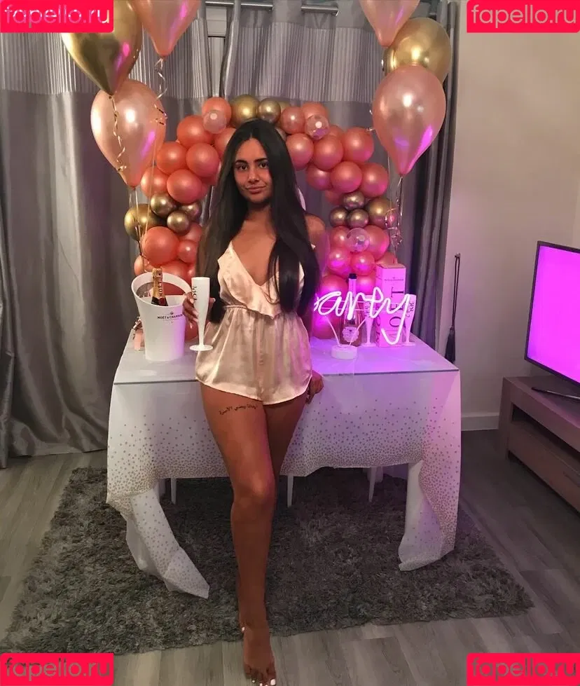 Erin Budak Onlyfans Photo Gallery 