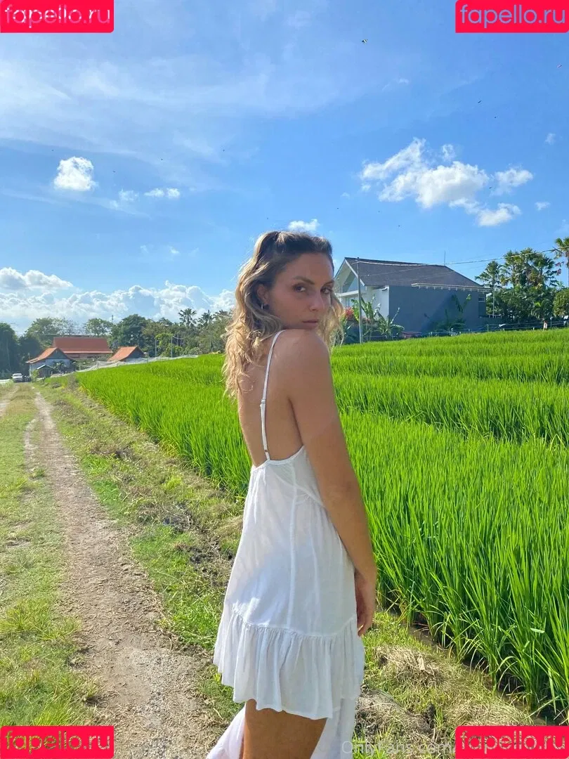 emily-morgan Onlyfans Photo Gallery 
