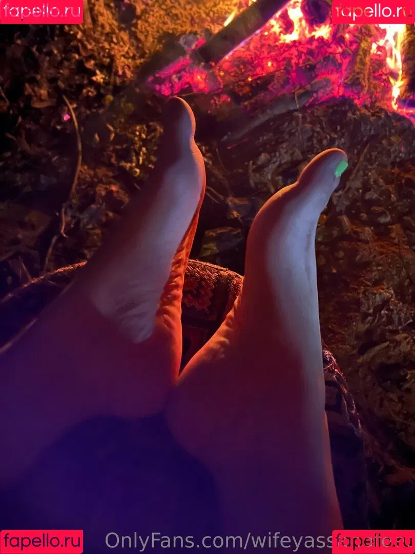 wifeyassandfeet Onlyfans Photo Gallery 