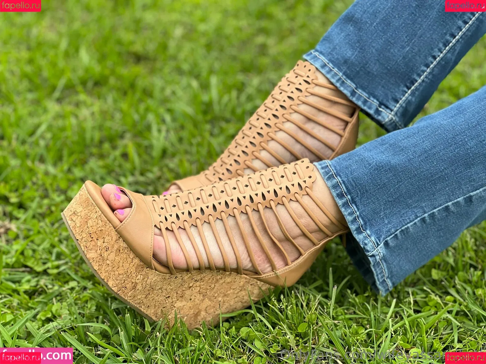 wifeyassandfeet Onlyfans Photo Gallery 