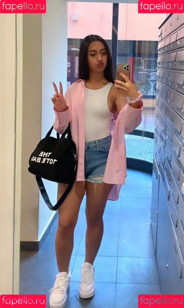 Asaliraniii Onlyfans Photo Gallery 