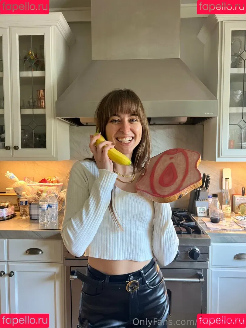 rileyreidx3 Onlyfans Photo Gallery 