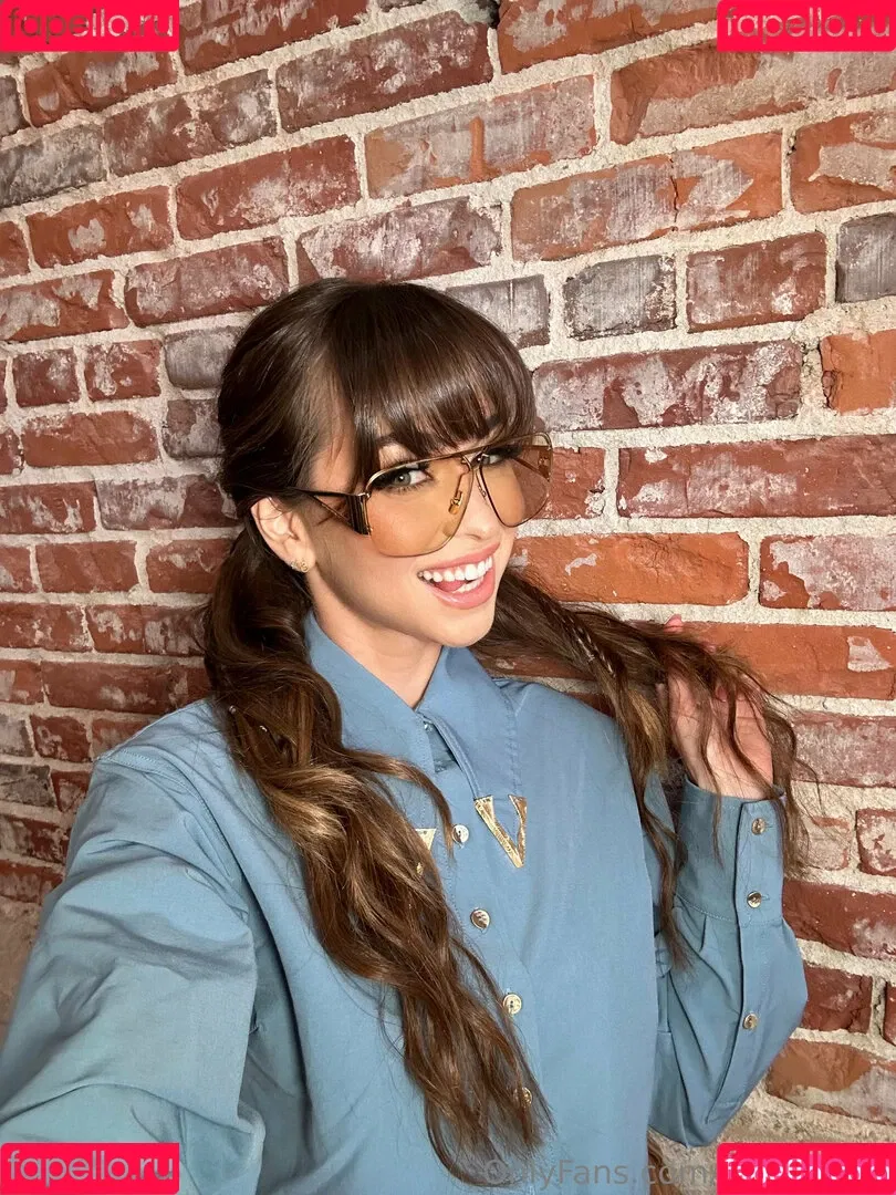 rileyreidx3 Onlyfans Photo Gallery 