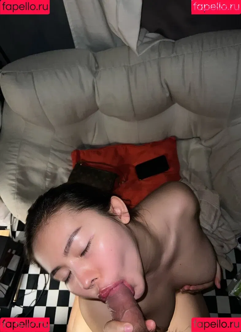 Pampeak Onlyfans Photo Gallery 