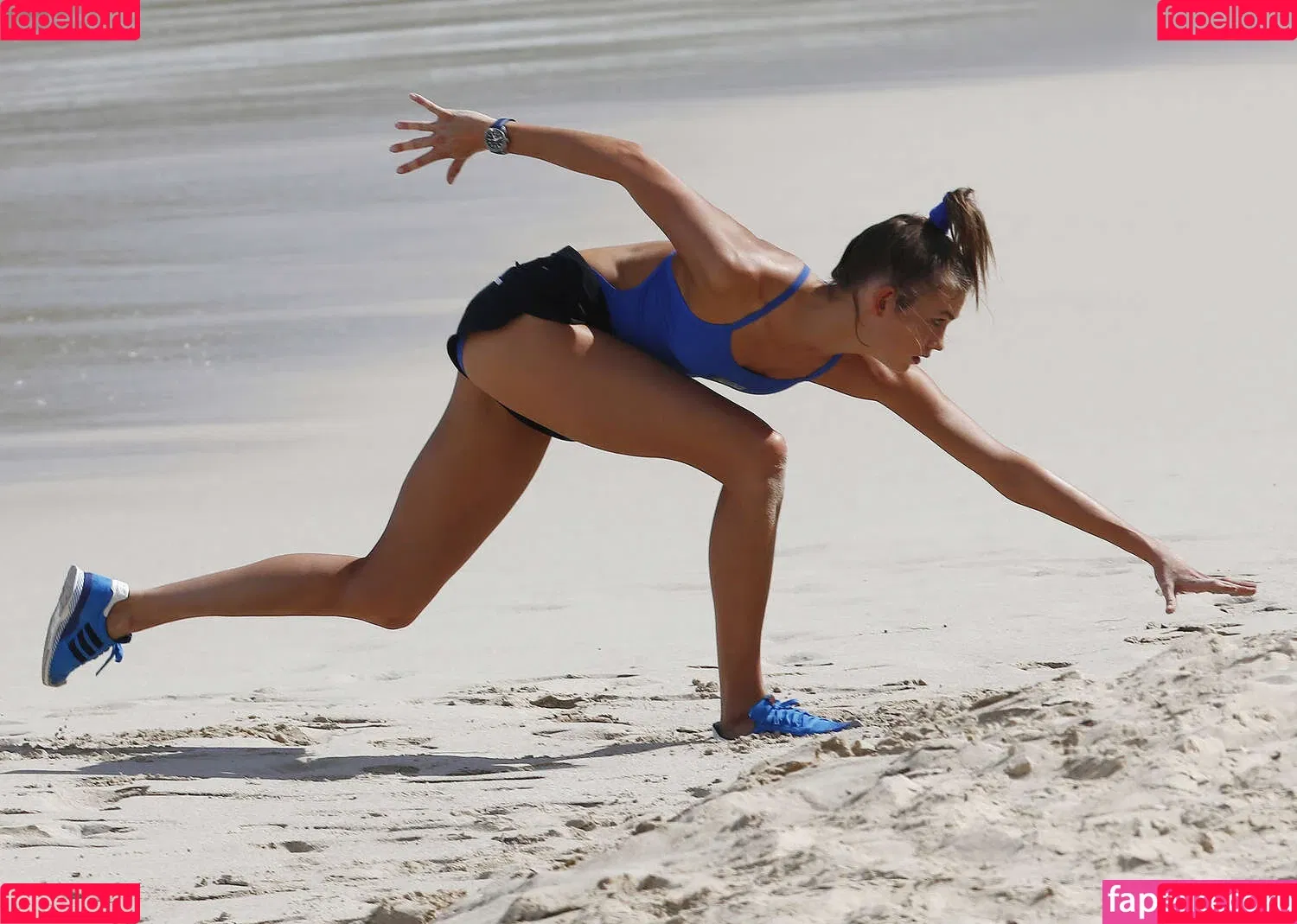 Karlie Kloss Onlyfans Photo Gallery 