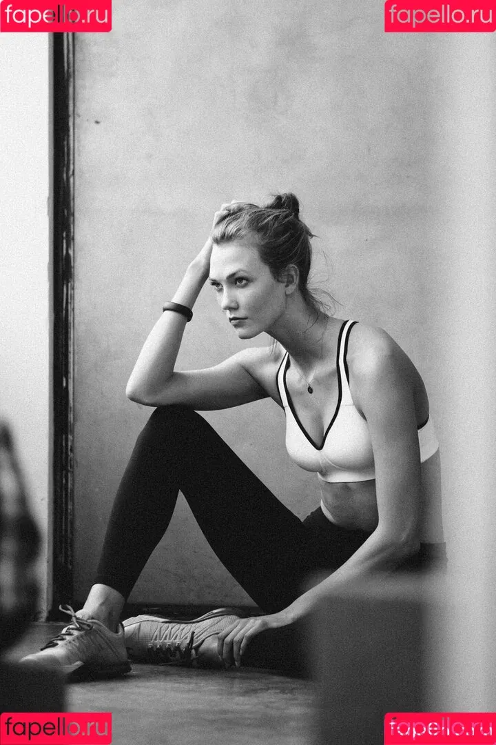 Karlie Kloss Onlyfans Photo Gallery 
