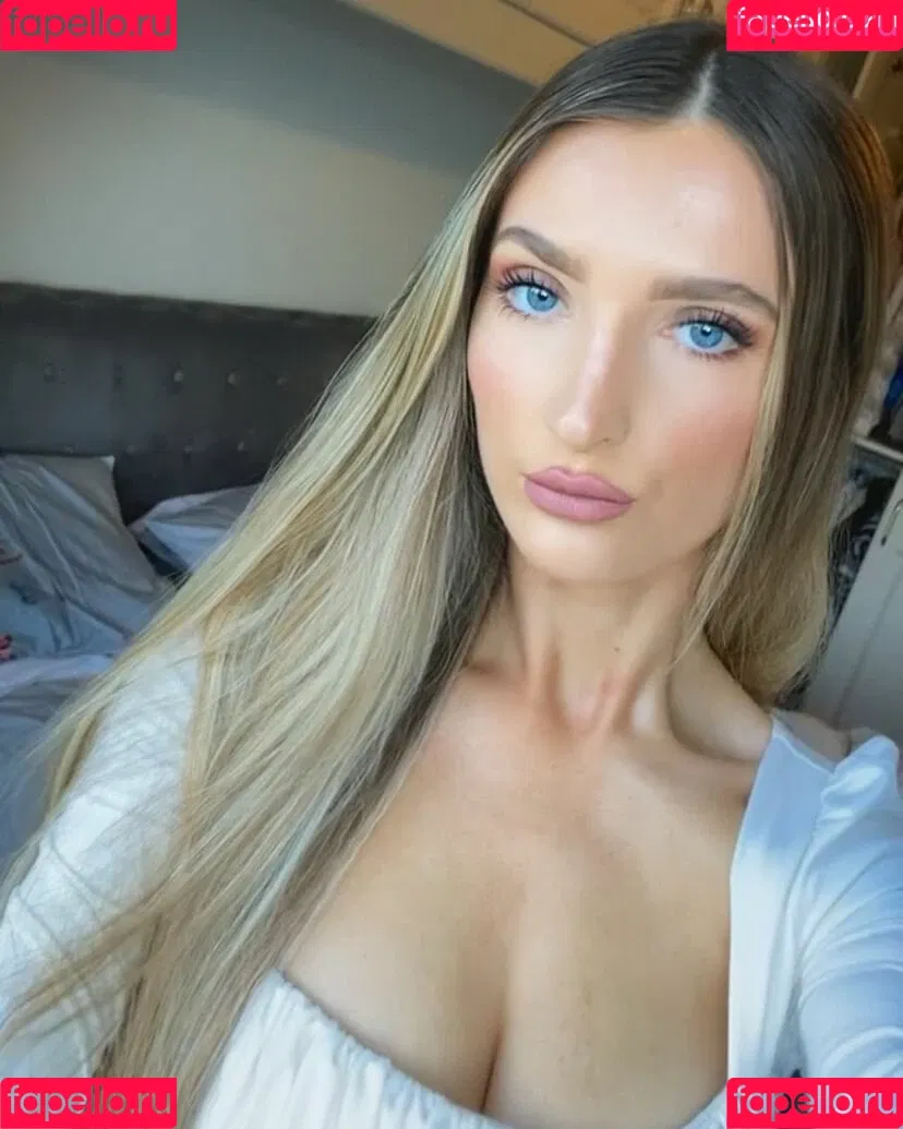 Ellabeth Willis Onlyfans Photo Gallery 