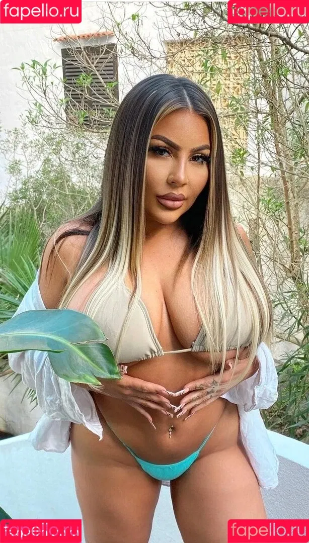 Melina.Million Onlyfans Photo Gallery 