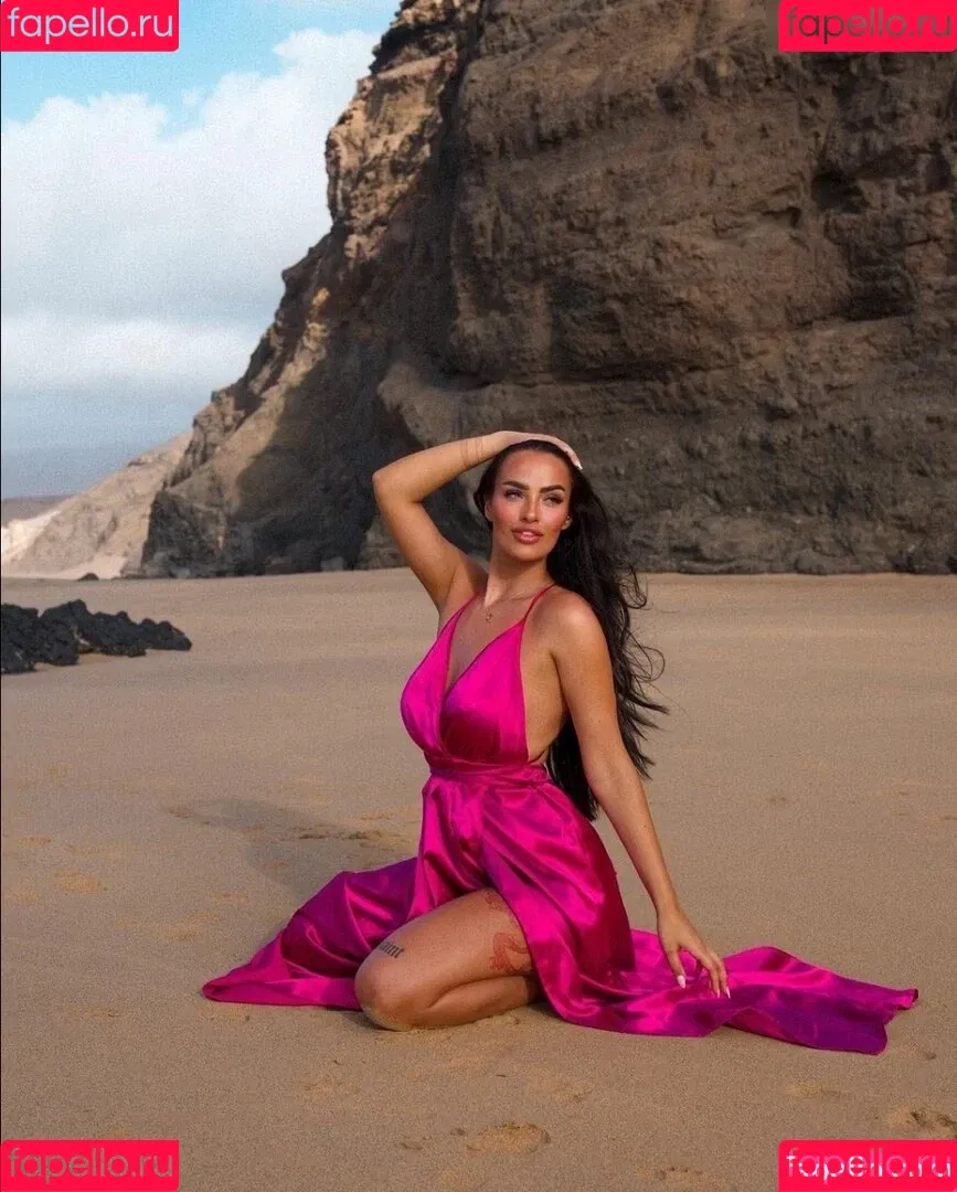 Paulina Ljubas Onlyfans Photo Gallery 