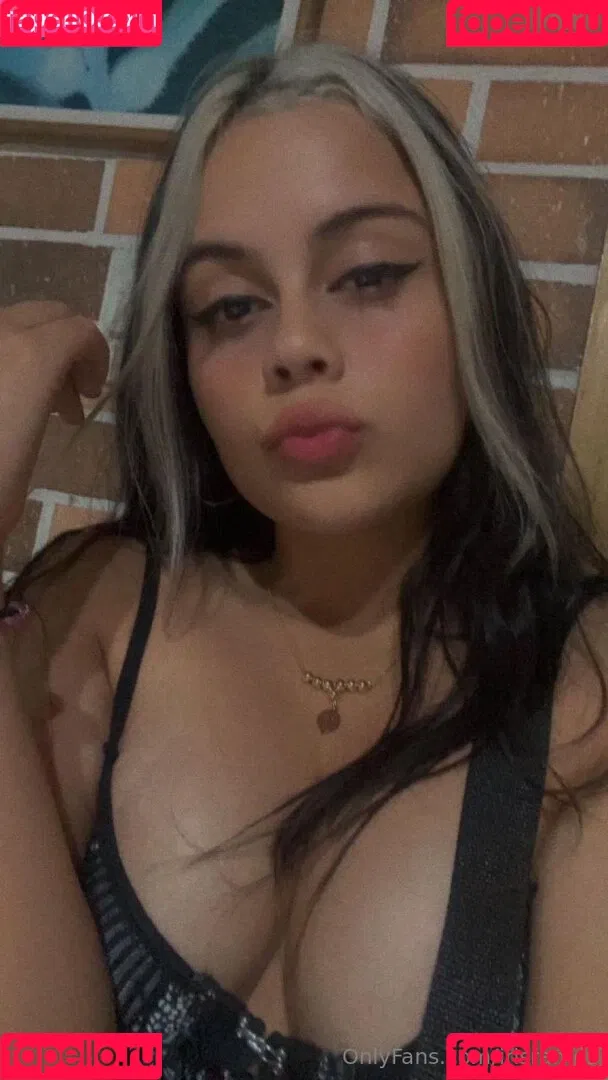 Iris Ramos Onlyfans Photo Gallery 