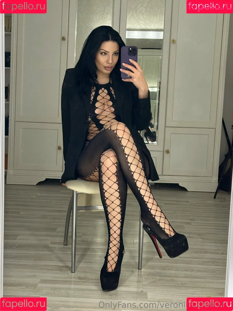 veronica_blackkk Onlyfans Photo Gallery 