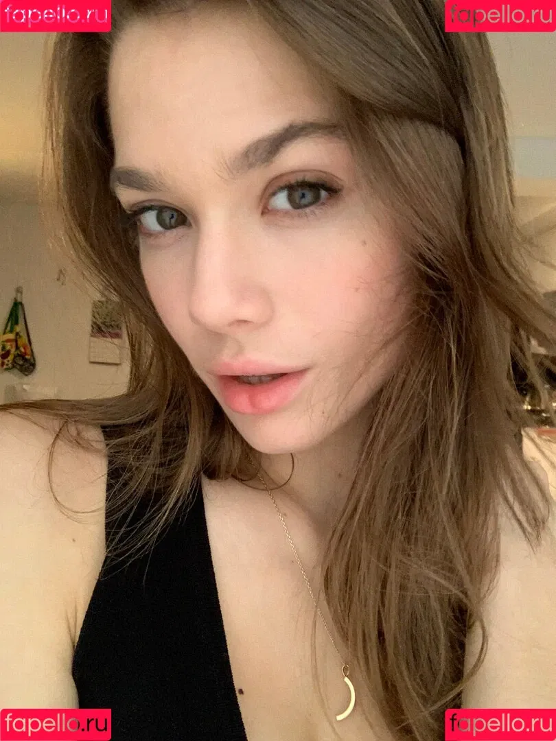 Michelle Ellyse Schlaman Onlyfans Photo Gallery 