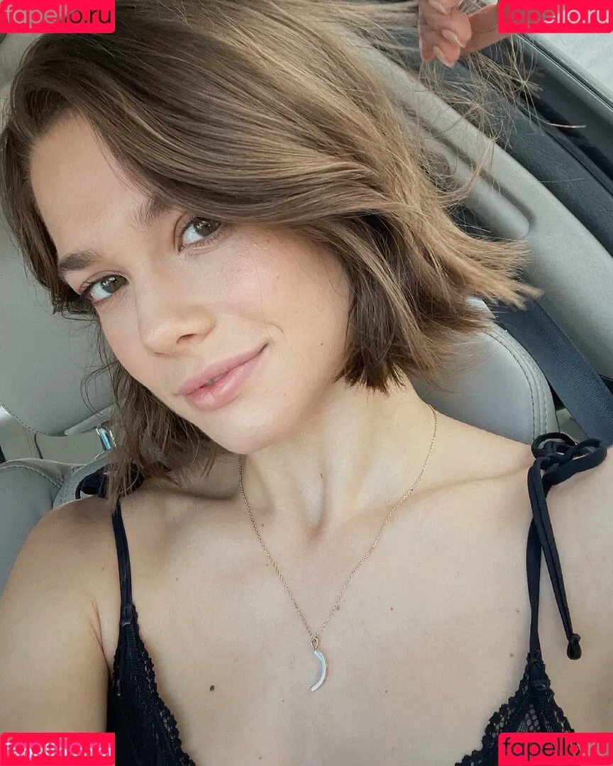 Michelle Ellyse Schlaman Onlyfans Photo Gallery 
