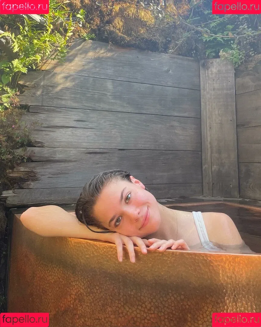 Michelle Ellyse Schlaman Onlyfans Photo Gallery 