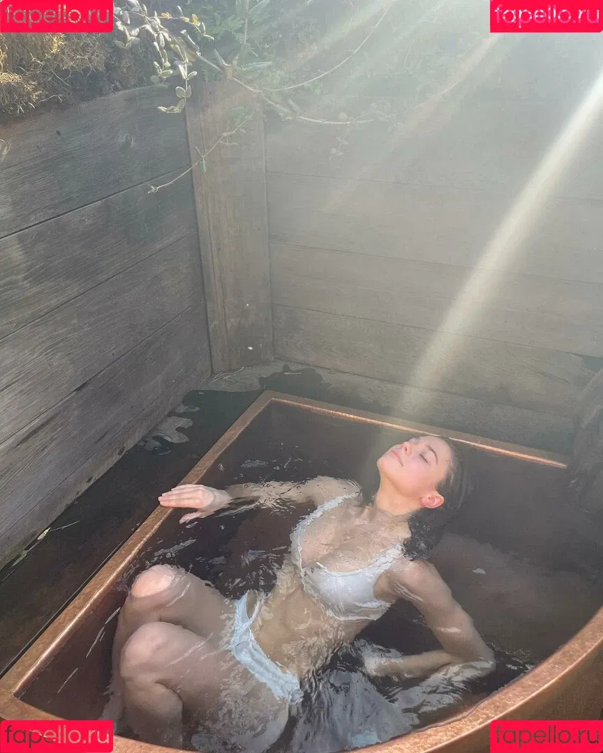 Michelle Ellyse Schlaman Onlyfans Photo Gallery 