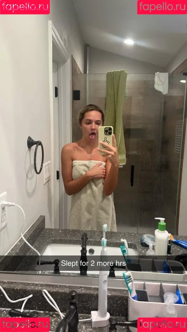 Sadie Crowell Onlyfans Photo Gallery 