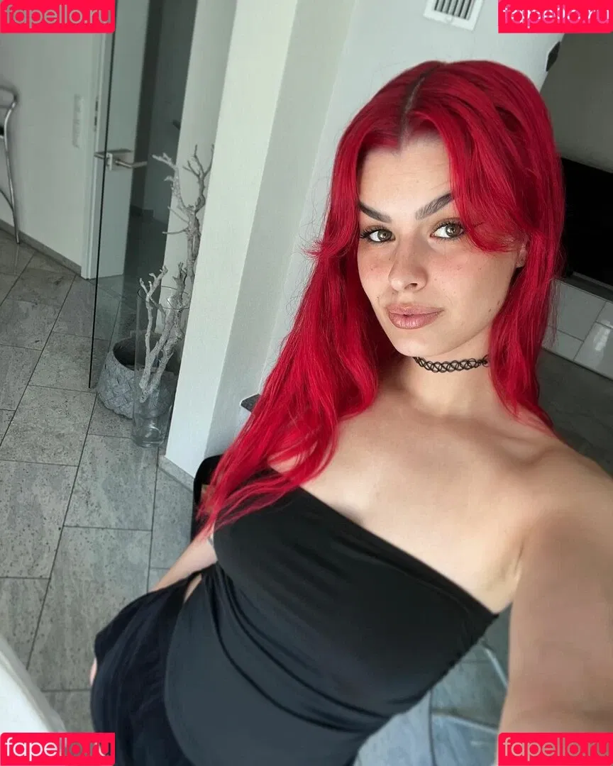 anna.gazanis Onlyfans Photo Gallery 