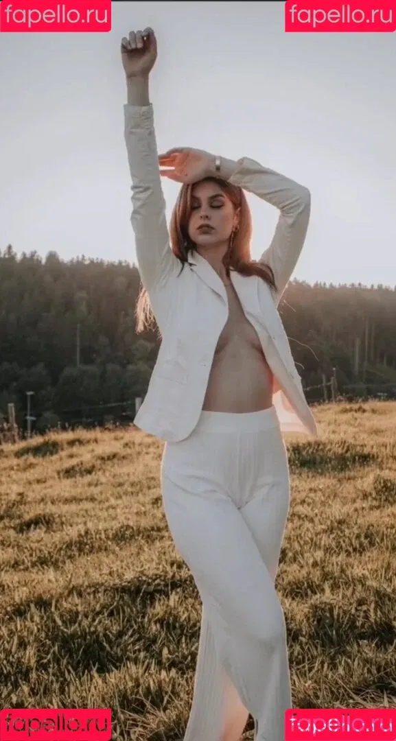 anna.gazanis Onlyfans Photo Gallery 