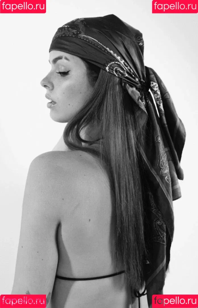 anna.gazanis Onlyfans Photo Gallery 