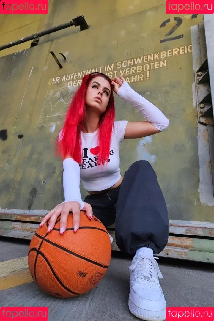 anna.gazanis Onlyfans Photo Gallery 