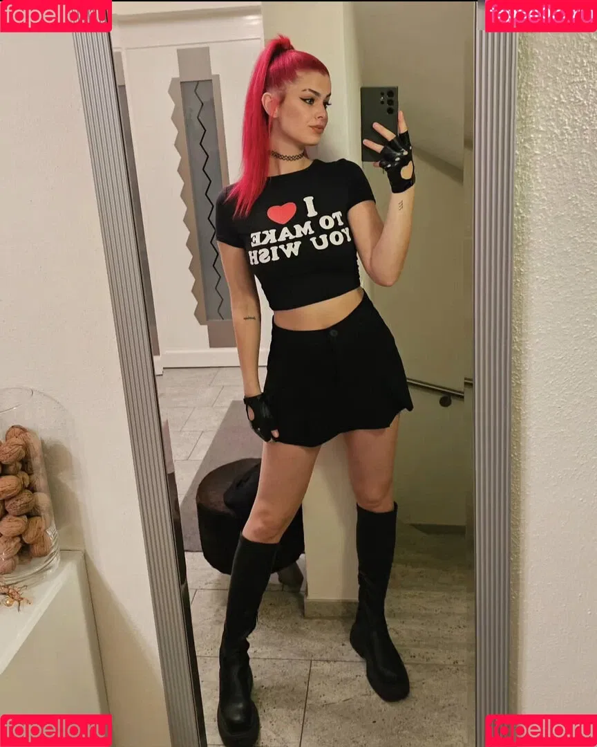anna.gazanis Onlyfans Photo Gallery 