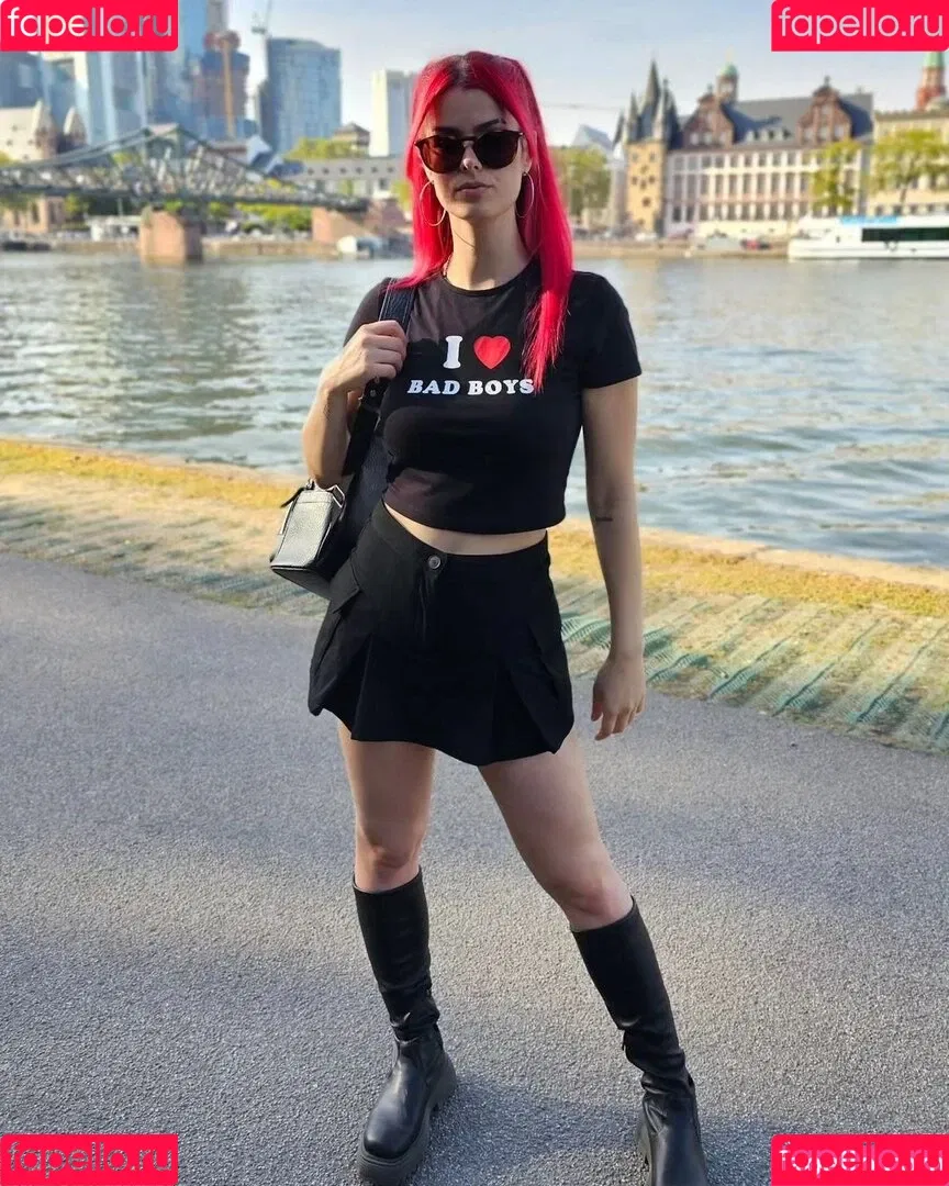 anna.gazanis Onlyfans Photo Gallery 