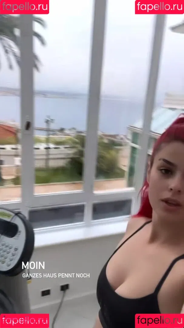 anna.gazanis Onlyfans Photo Gallery 