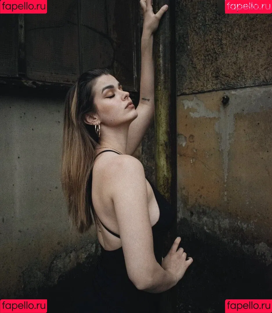 anna.gazanis Onlyfans Photo Gallery 