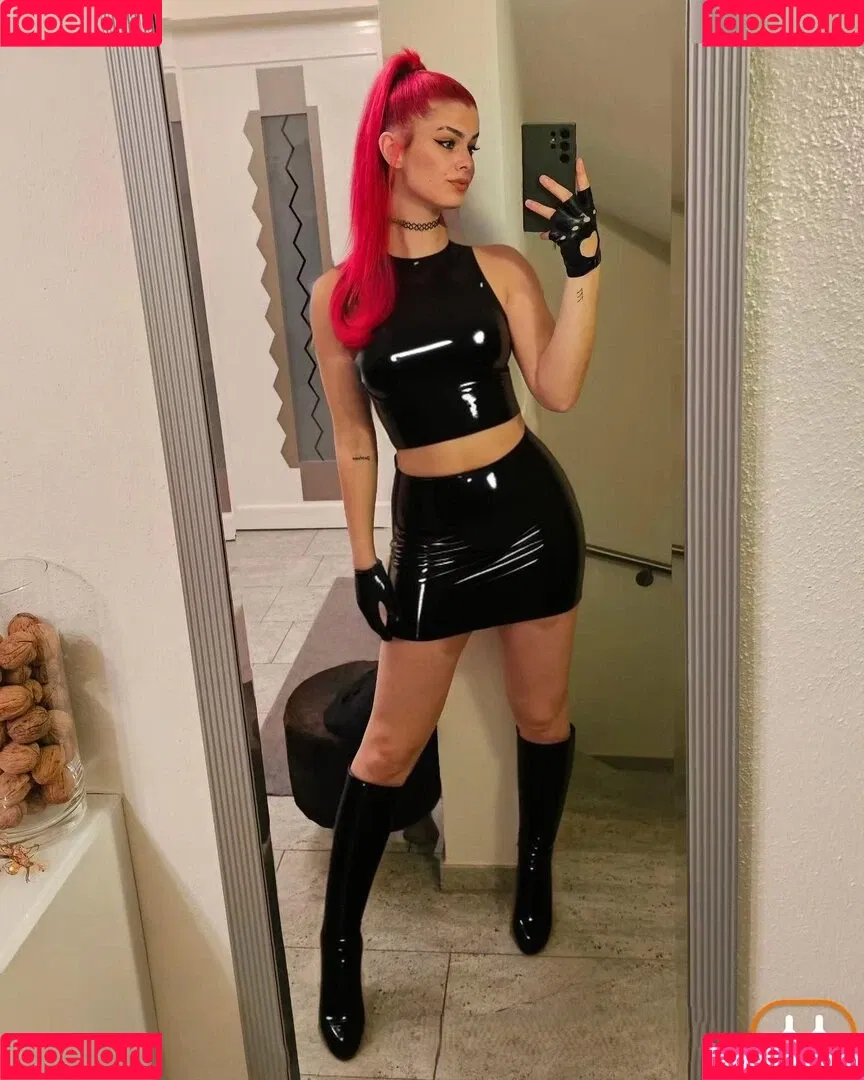 anna.gazanis Onlyfans Photo Gallery 