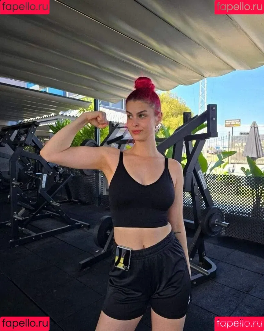 anna.gazanis Onlyfans Photo Gallery 