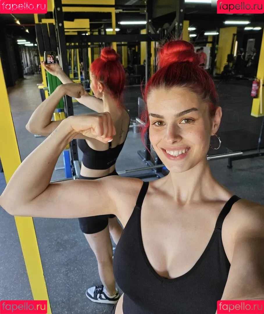 anna.gazanis Onlyfans Photo Gallery 