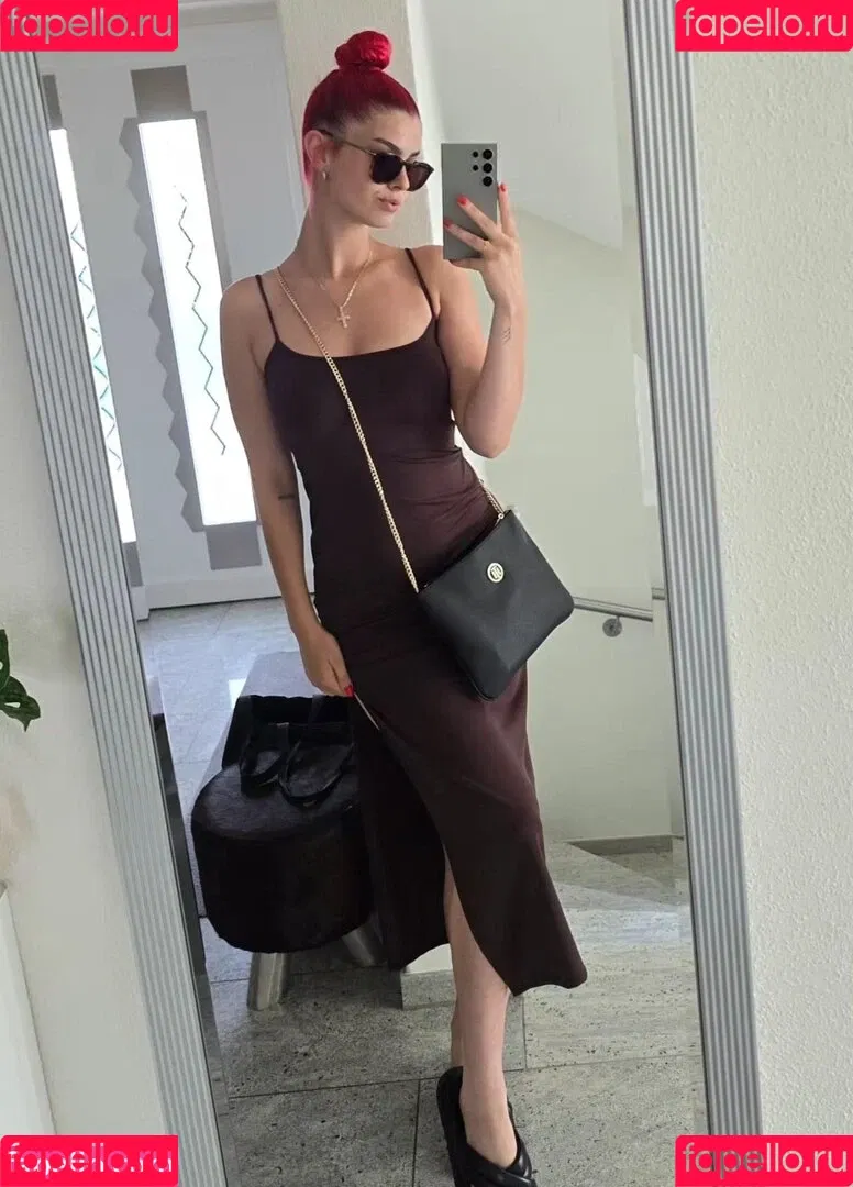 anna.gazanis Onlyfans Photo Gallery 
