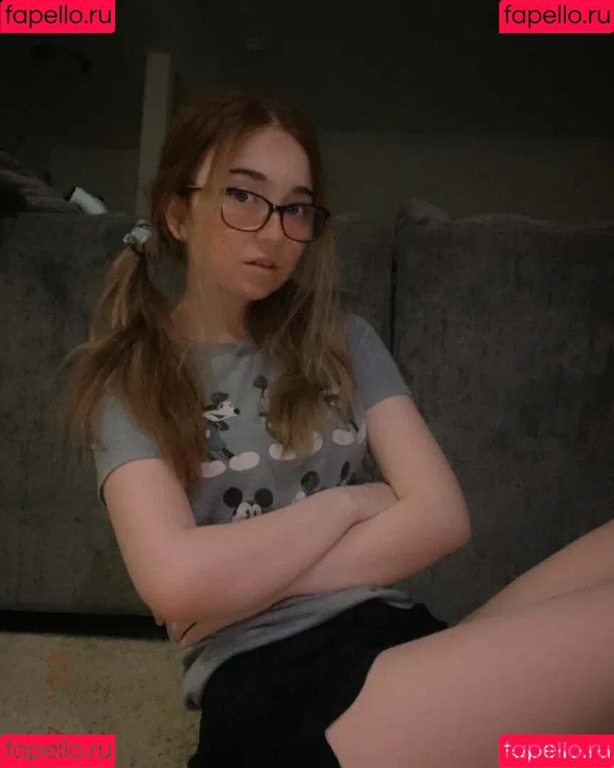 Lyssaurora Onlyfans Photo Gallery 