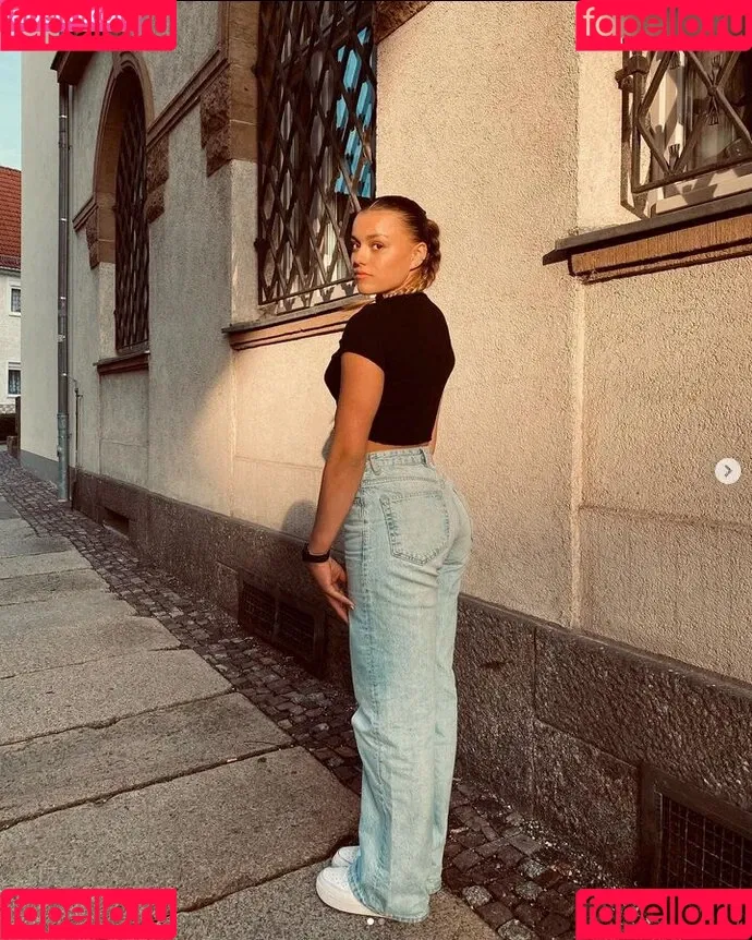 Emma Malewski Onlyfans Photo Gallery 