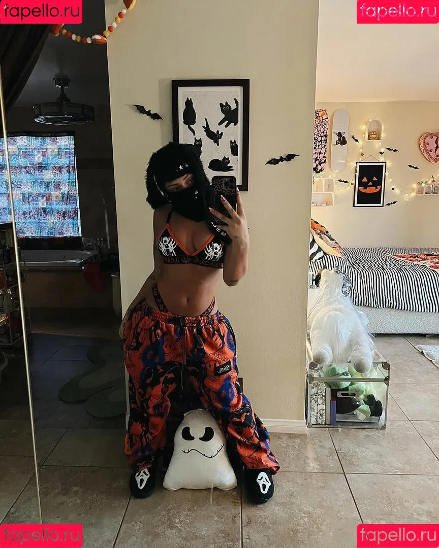 Avani Gregg Onlyfans Photo Gallery 