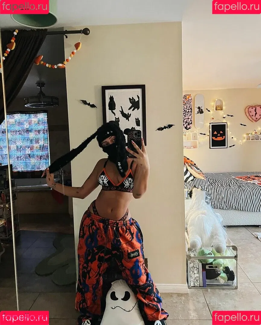 Avani Gregg Onlyfans Photo Gallery 