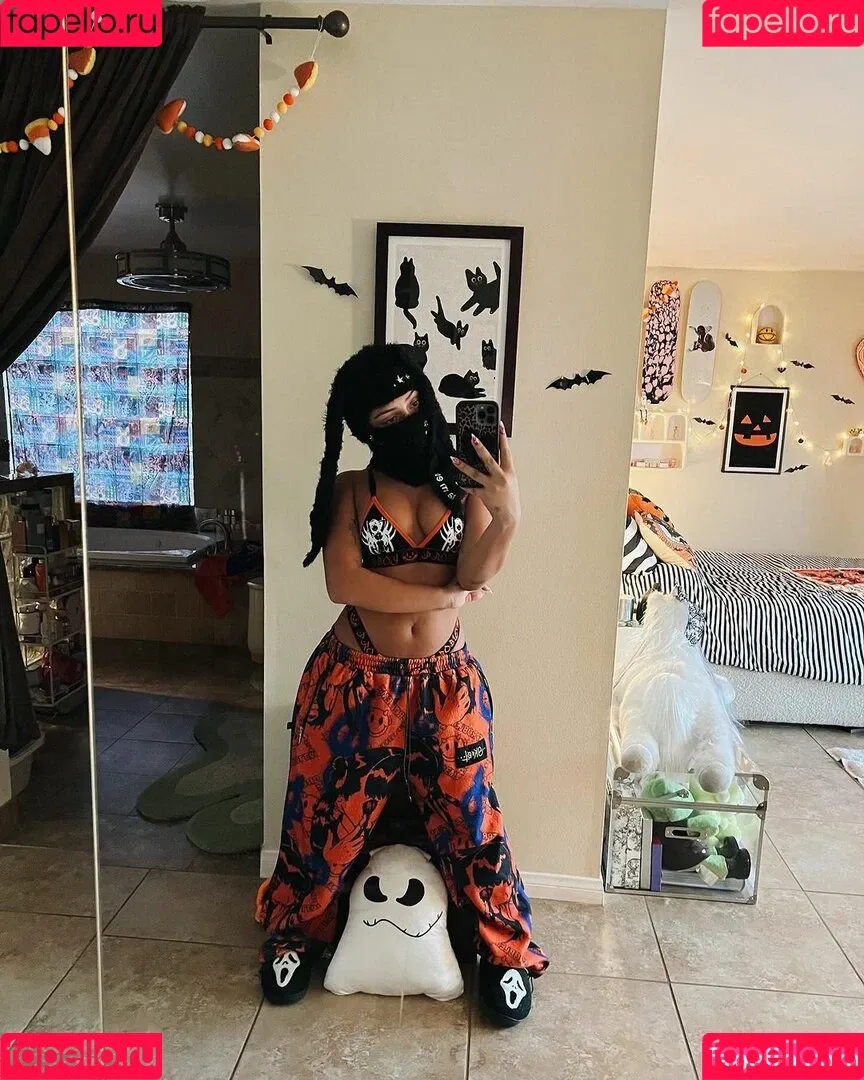 Avani Gregg Onlyfans Photo Gallery 