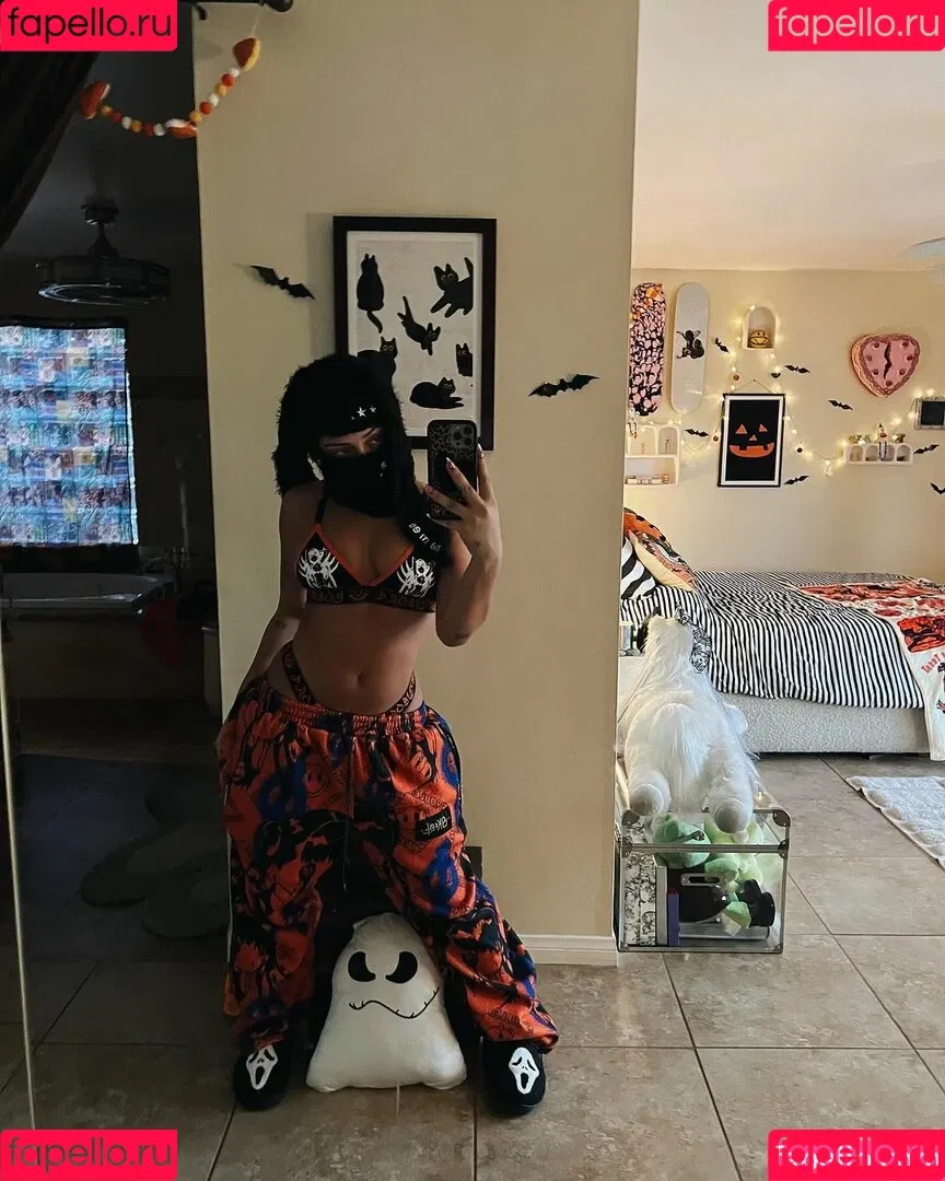 Avani Gregg Onlyfans Photo Gallery 