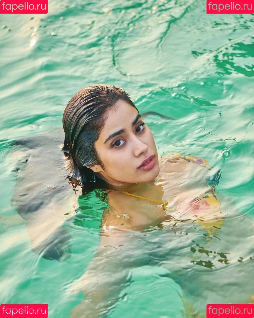 Janhvi Kapoor Onlyfans Photo Gallery 