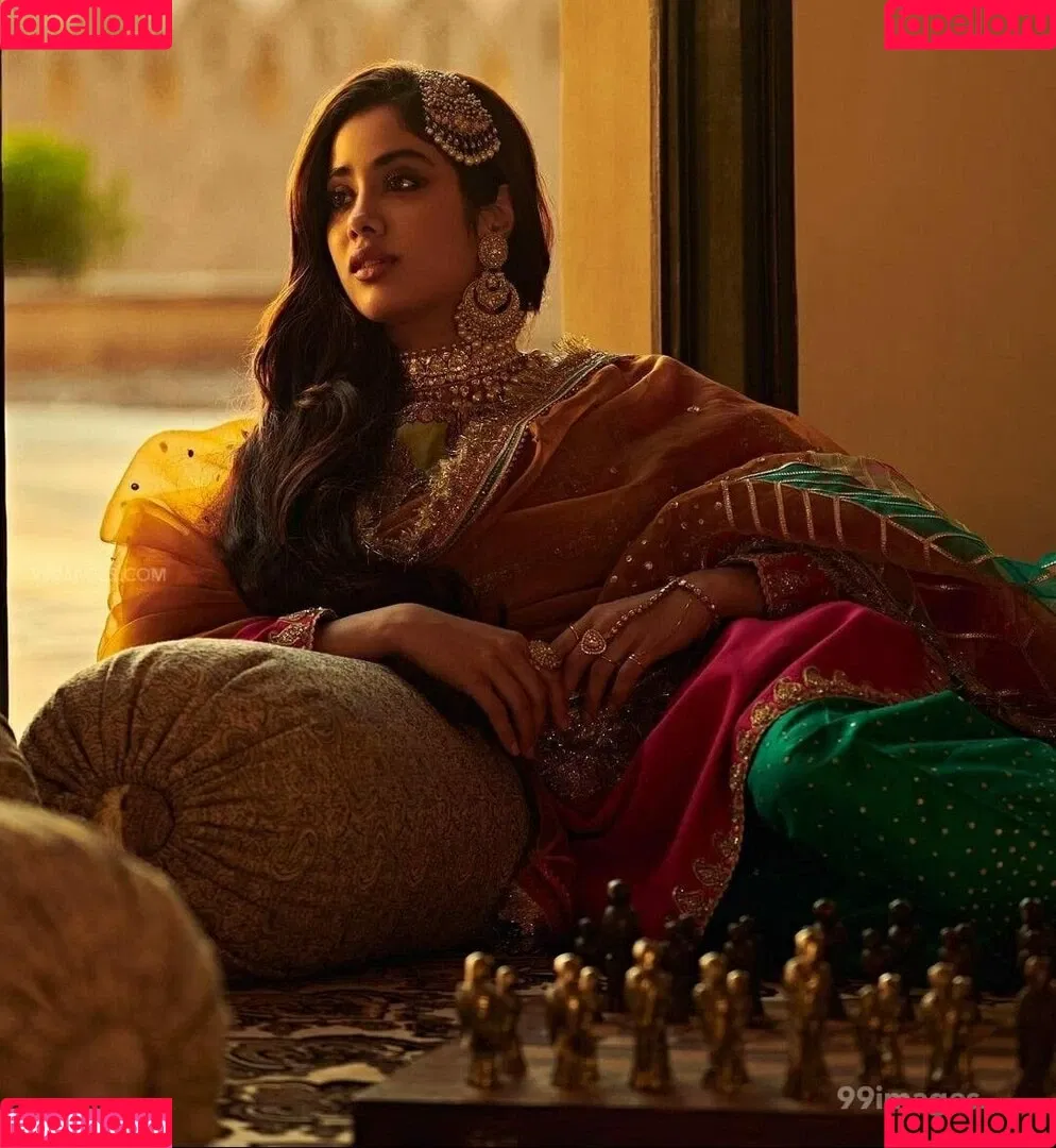 Janhvi Kapoor Onlyfans Photo Gallery 