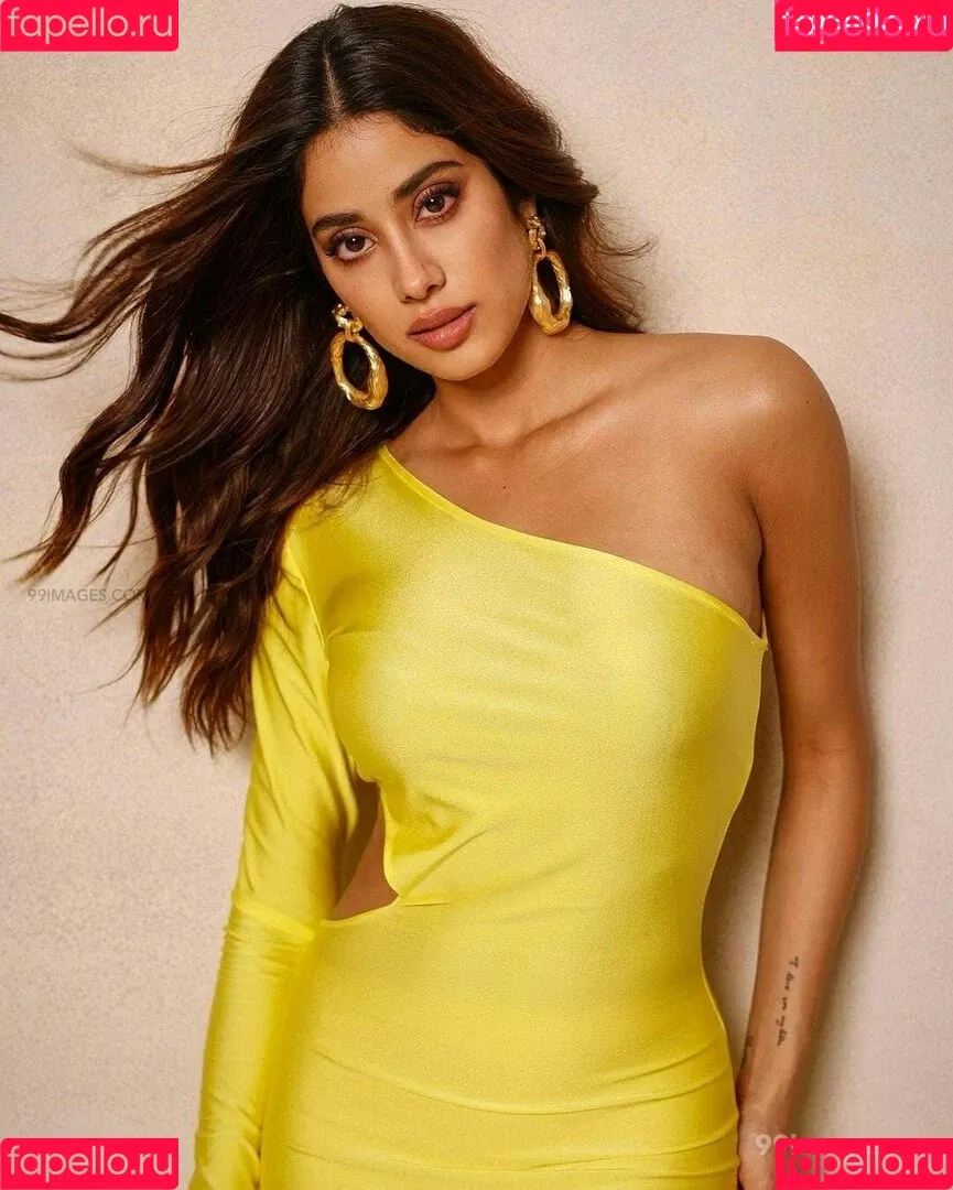 Janhvi Kapoor Onlyfans Photo Gallery 