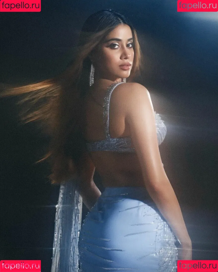 Janhvi Kapoor Onlyfans Photo Gallery 