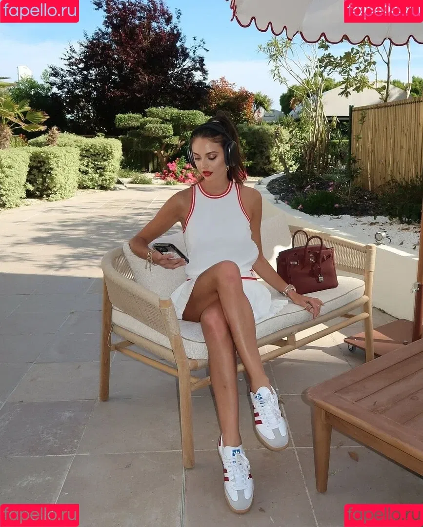 Carina Zavline Onlyfans Photo Gallery 