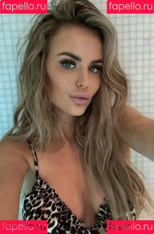 Nicole Farrell Onlyfans Photo Gallery 