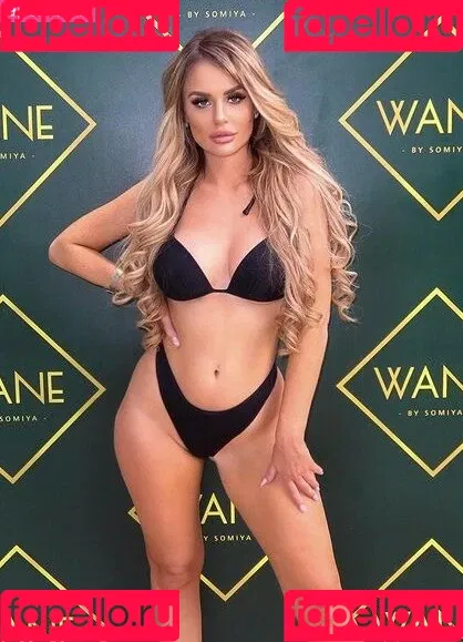 Nicole Farrell Onlyfans Photo Gallery 