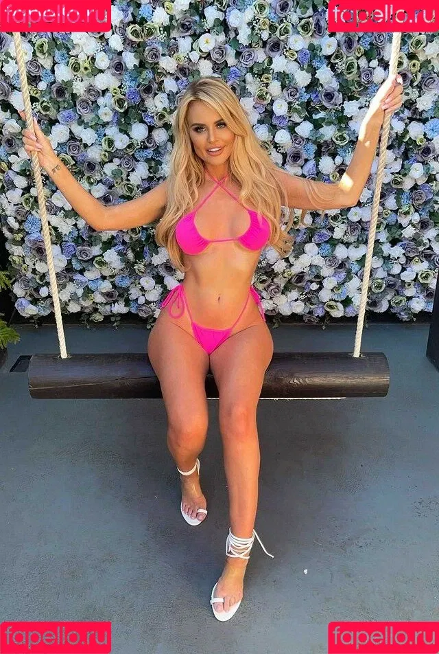 Nicole Farrell Onlyfans Photo Gallery 