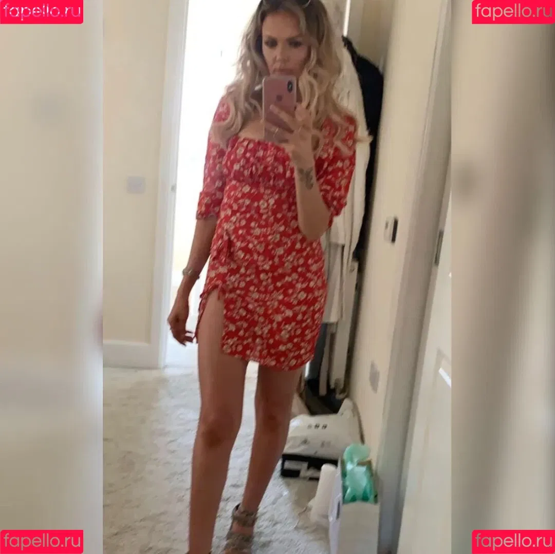 Nicole Farrell Onlyfans Photo Gallery 