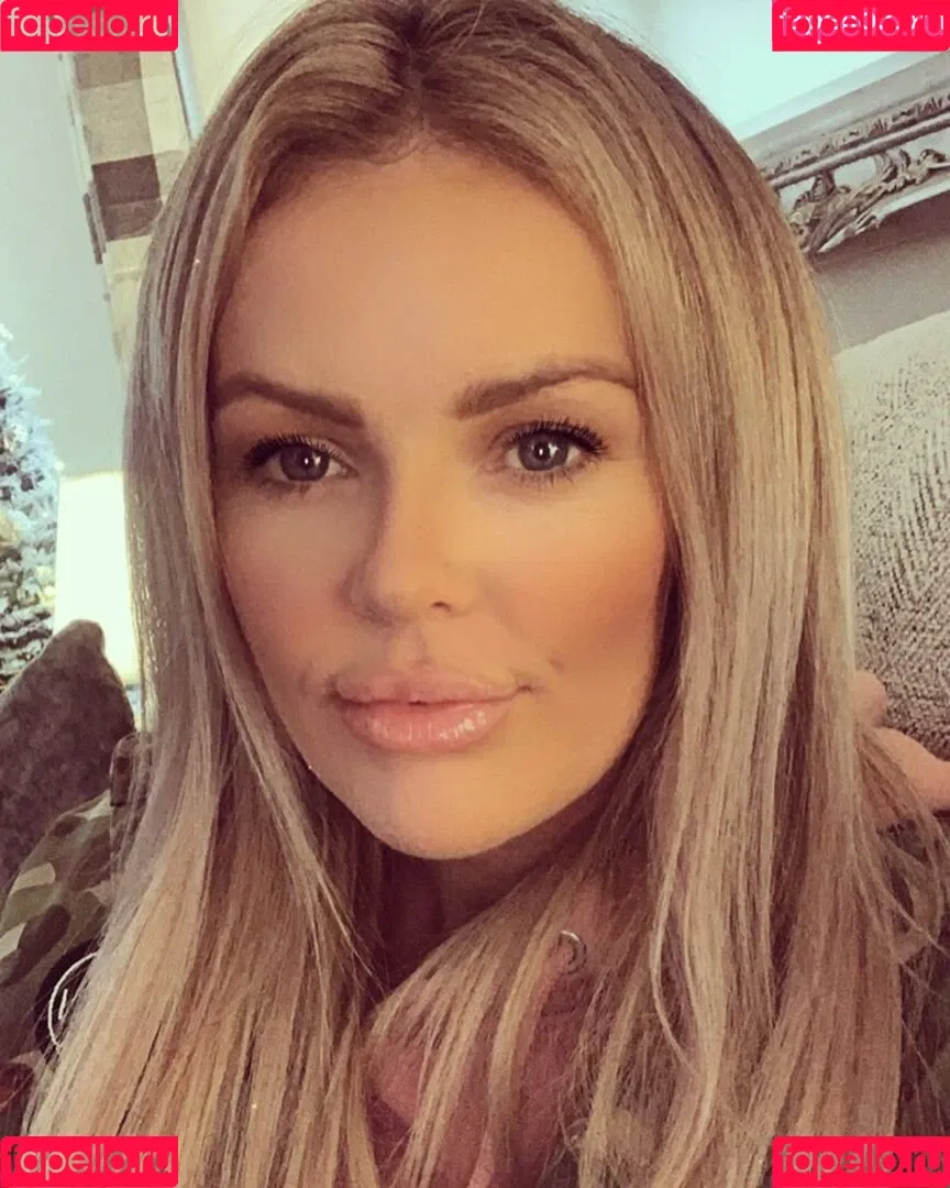 Nicole Farrell Onlyfans Photo Gallery 