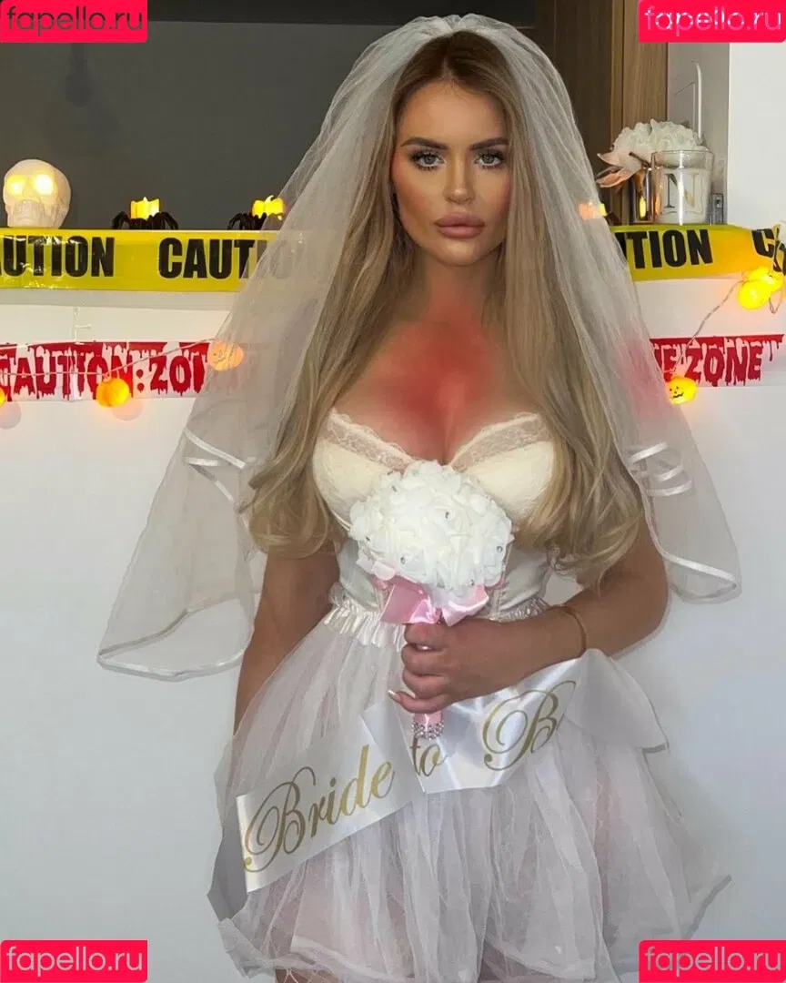 Nicole Farrell Onlyfans Photo Gallery 